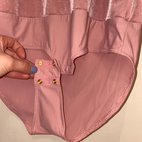 J Crew Jeans Long Sleeved Rose Pink Velvet Velour Scoop Neck Bodysuit Size S/XS - Picture 7 of 7